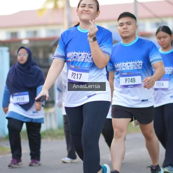 Runner Photo 3463210