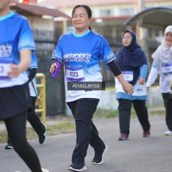 Runner Photo 3463212