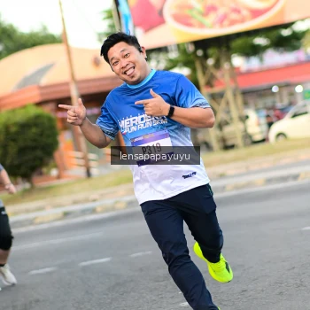 Runner Photo 3463303