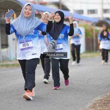 Runner Photo 3463314