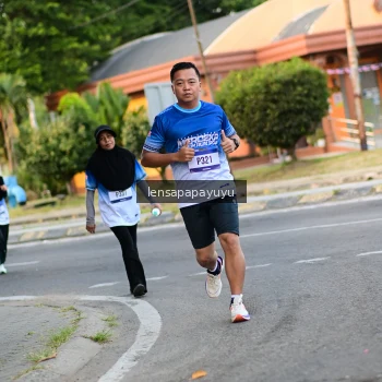 Runner Photo 3463321