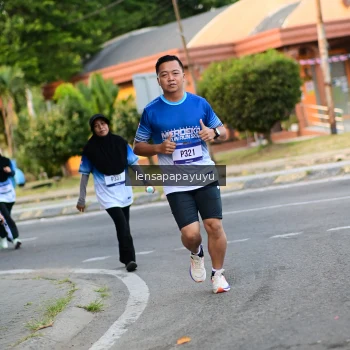 Runner Photo 3463323