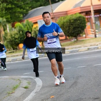 Runner Photo 3463324
