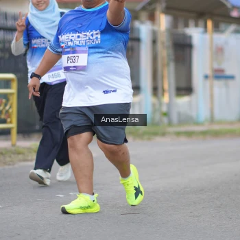 Runner Photo 3463373