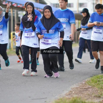 Runner Photo 3463395