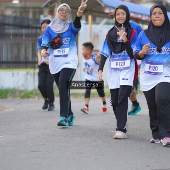 Runner Photo 3463416