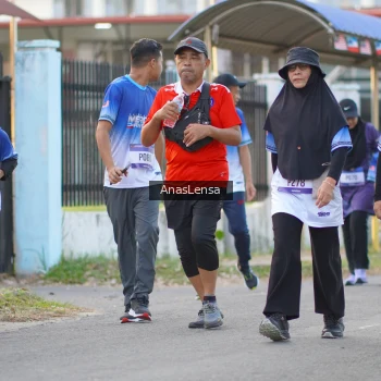 Runner Photo 3463469