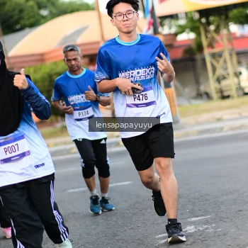 Runner Photo 3463481