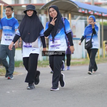 Runner Photo 3463495