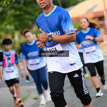 Runner Photo 3463513