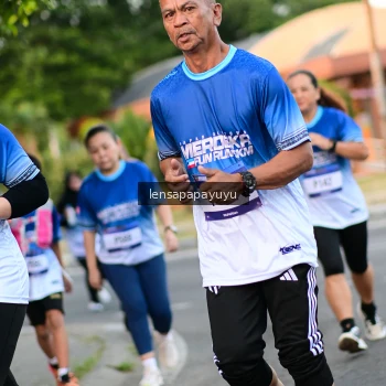 Runner Photo 3463524