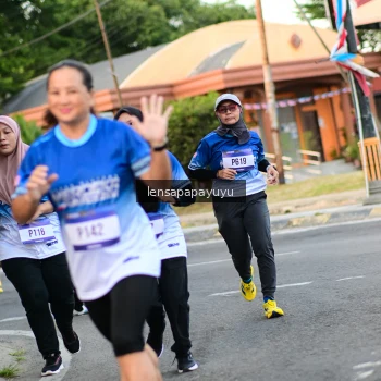 Runner Photo 3463535