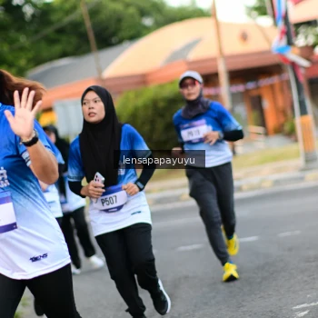 Runner Photo 3463551