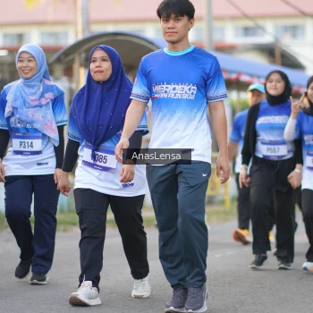 Runner Photo 3463575
