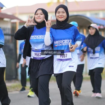 Runner Photo 3463593