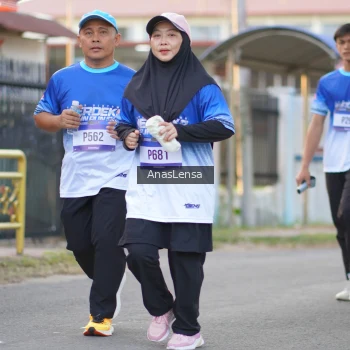 Runner Photo 3463612