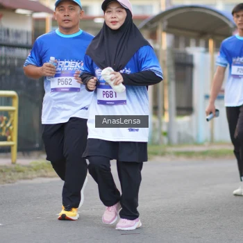 Runner Photo 3463613
