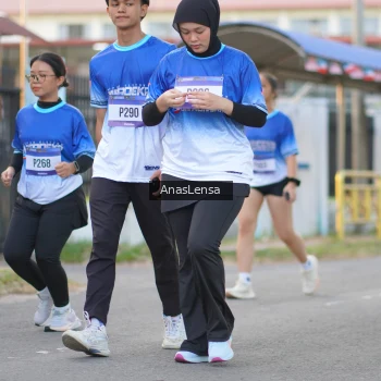 Runner Photo 3463640