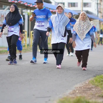 Runner Photo 3463673