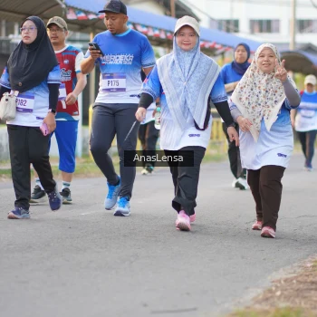 Runner Photo 3463680