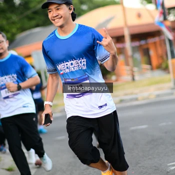 Runner Photo 3463707