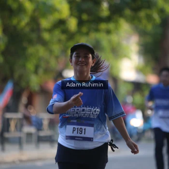 Runner Photo 3463714