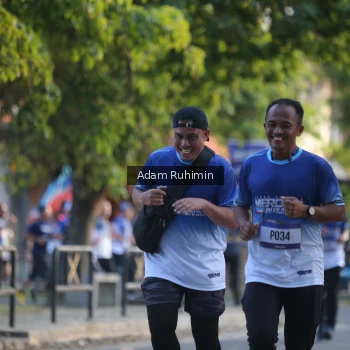 Runner Photo 3463750