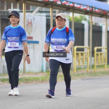 Runner Photo 3463768