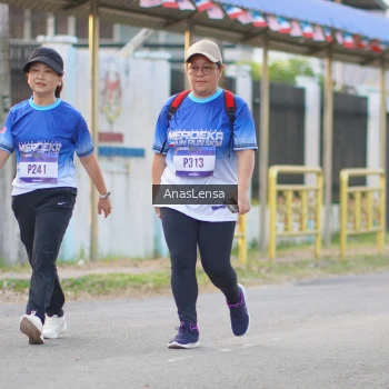 Runner Photo 3463789
