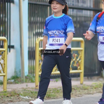 Runner Photo 3463815
