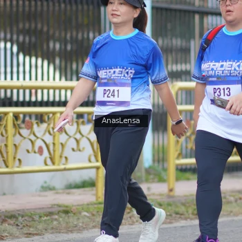 Runner Photo 3463816