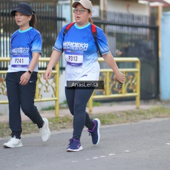Runner Photo 3463819
