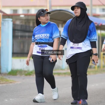 Runner Photo 3463824