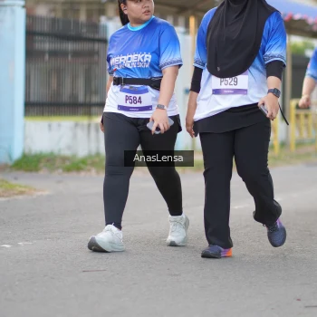 Runner Photo 3463827