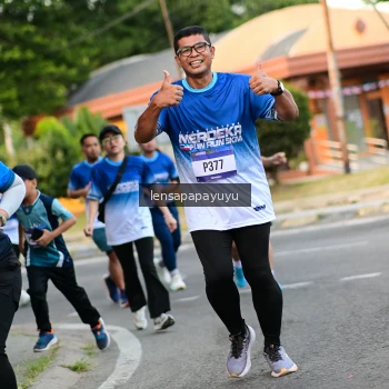 Runner Photo 3463846