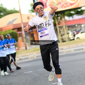 Runner Photo 3463904