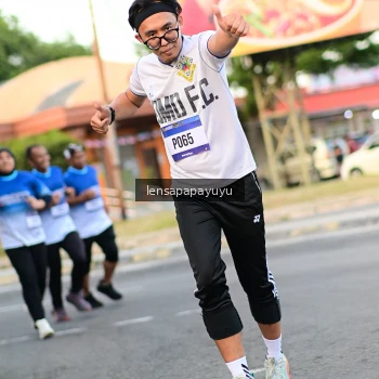 Runner Photo 3463909