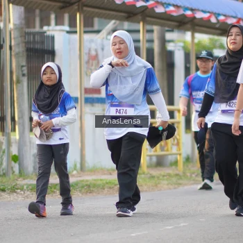 Runner Photo 3463913