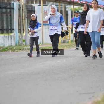 Runner Photo 3463915