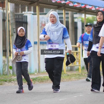 Runner Photo 3463920