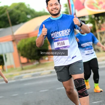 Runner Photo 3463996