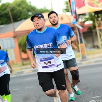 Runner Photo 3464000