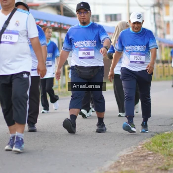 Runner Photo 3464014