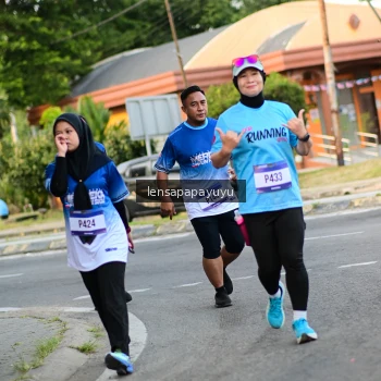 Runner Photo 3464023
