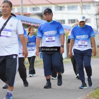 Runner Photo 3464043
