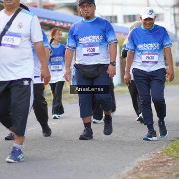Runner Photo 3464045