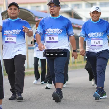 Runner Photo 3464051