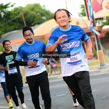 Runner Photo 3464065