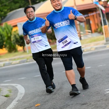 Runner Photo 3464066