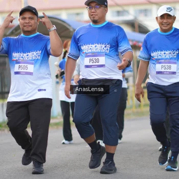 Runner Photo 3464069